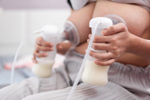Muttermilch abpumpen